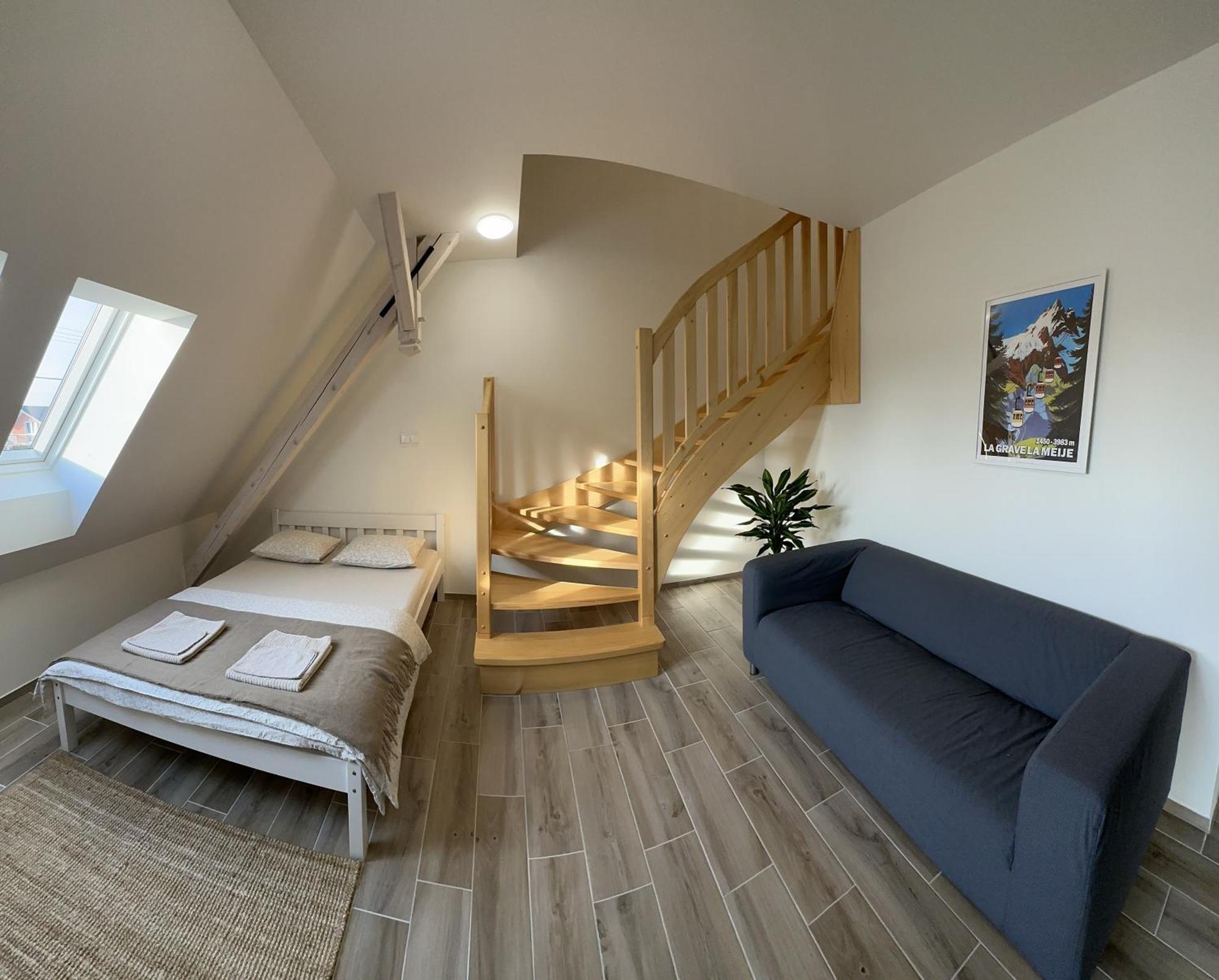 Apartmany Monastery Suites Zirec Двур-Кралове-над-Лабем Экстерьер фото